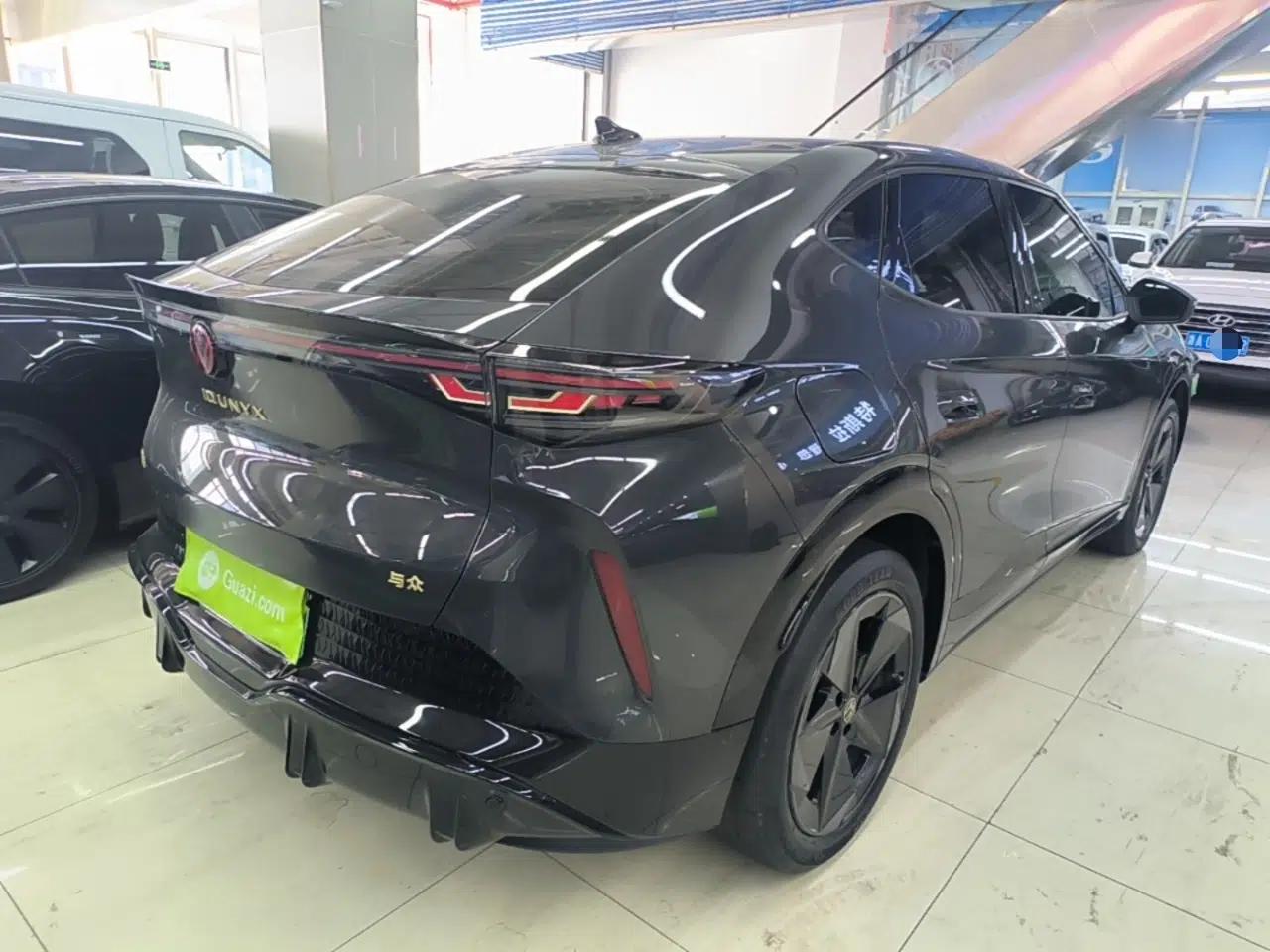 Volkswagen ID.UNYX 2024 Ultra Long-Range Version — миниатюра 6