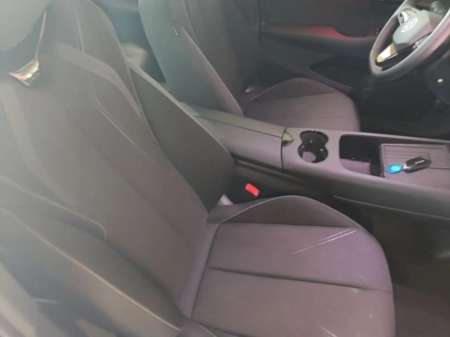 Volkswagen ID.UNYX 2024 Revised Pro Long-Range Version — миниатюра 23