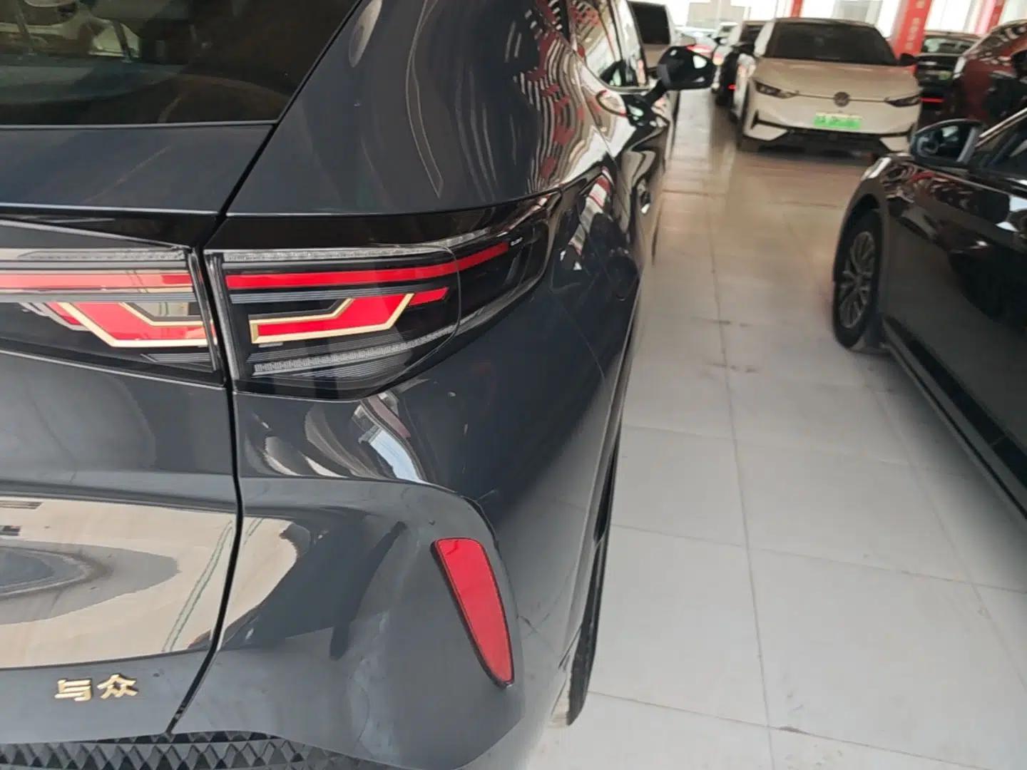 Volkswagen ID.UNYX 2024 Revised Pro Long-Range Version — миниатюра 7
