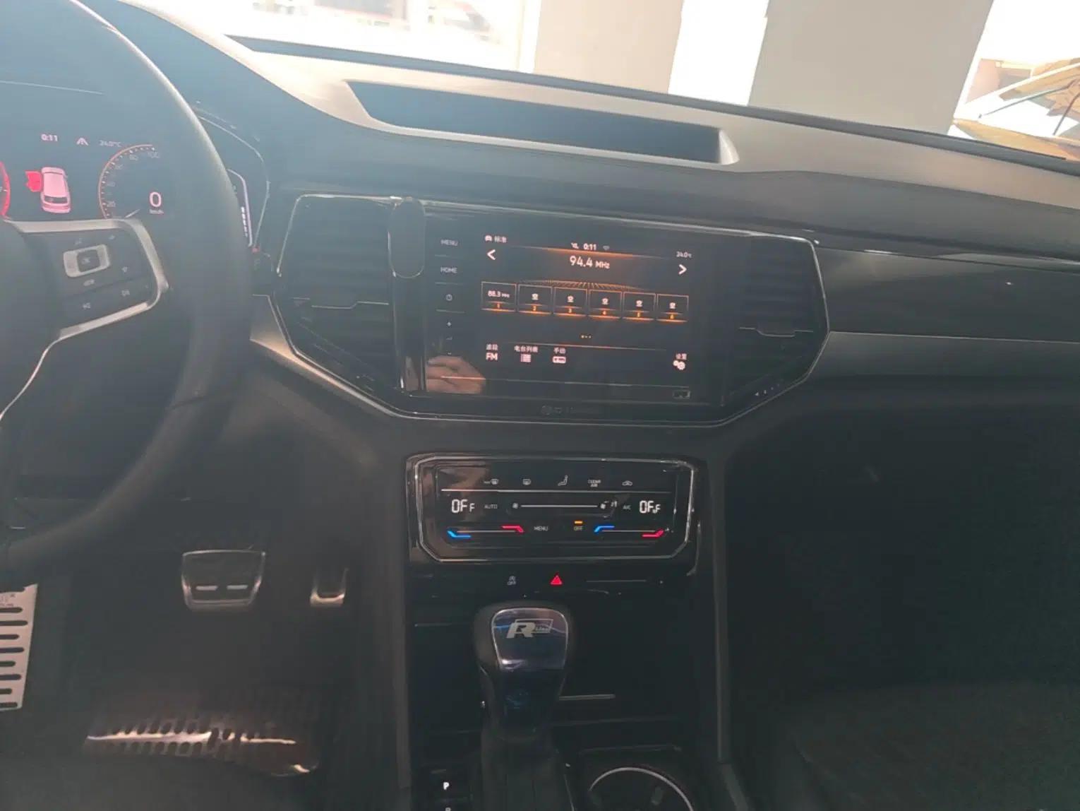 Volkswagen Teramont X 2020 Facelift 380TSI Four-Wheel Drive Luxury Edition — миниатюра 16