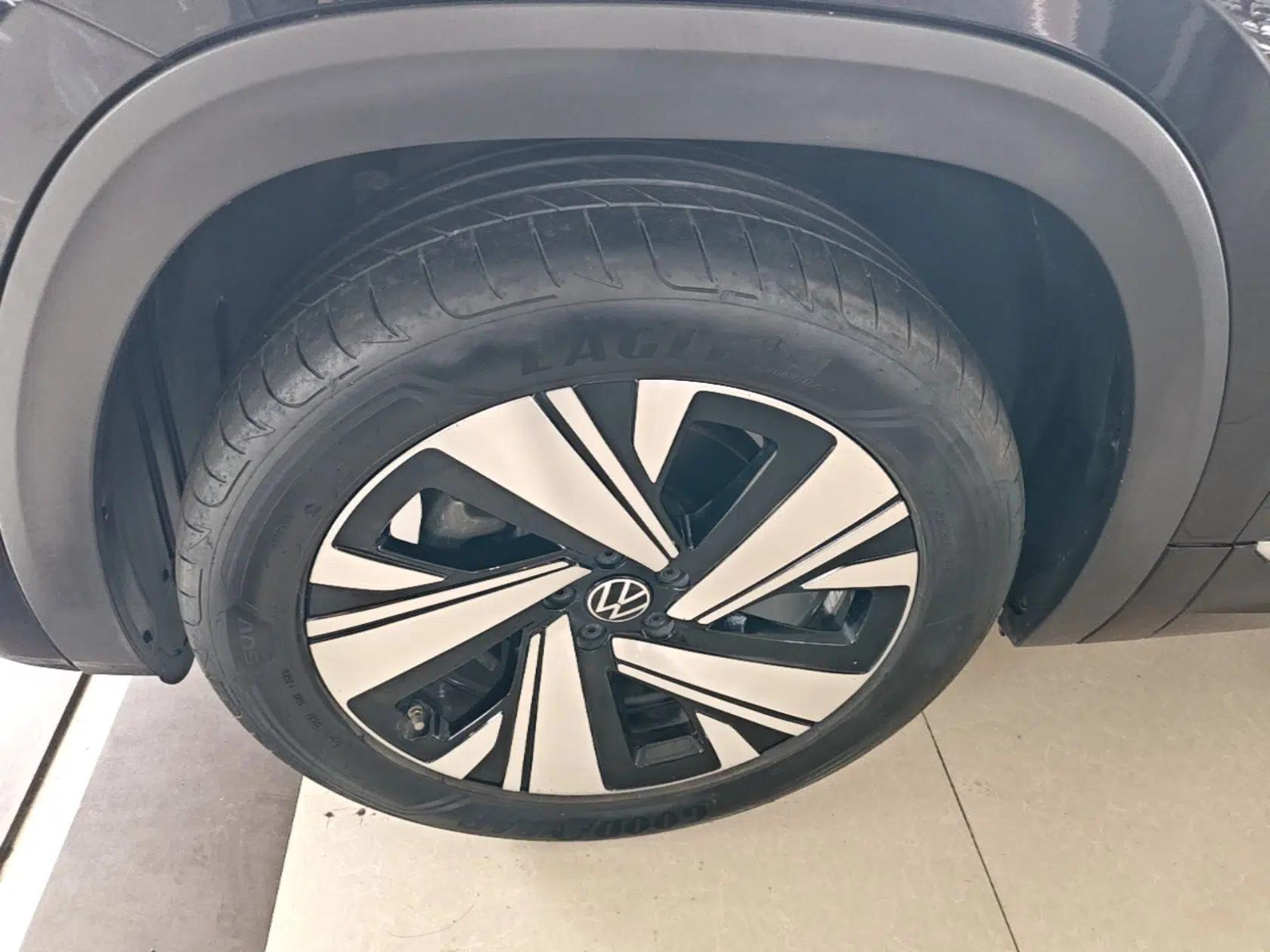 Volkswagen Teramont X 2023 Revised 380TSI Four-Wheel Drive Prestige Luxury Edition — миниатюра 8