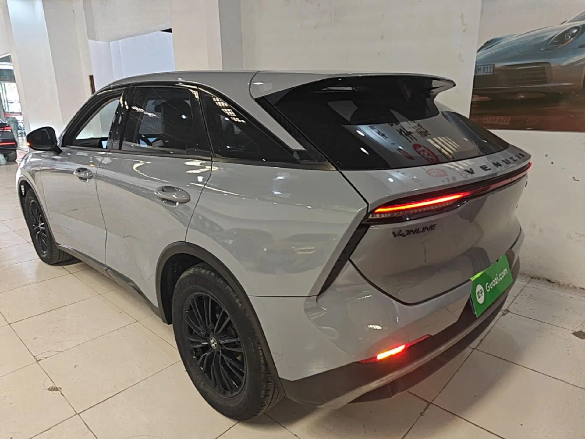 Venucia V 2021 260T Idol Edition — миниатюра 4