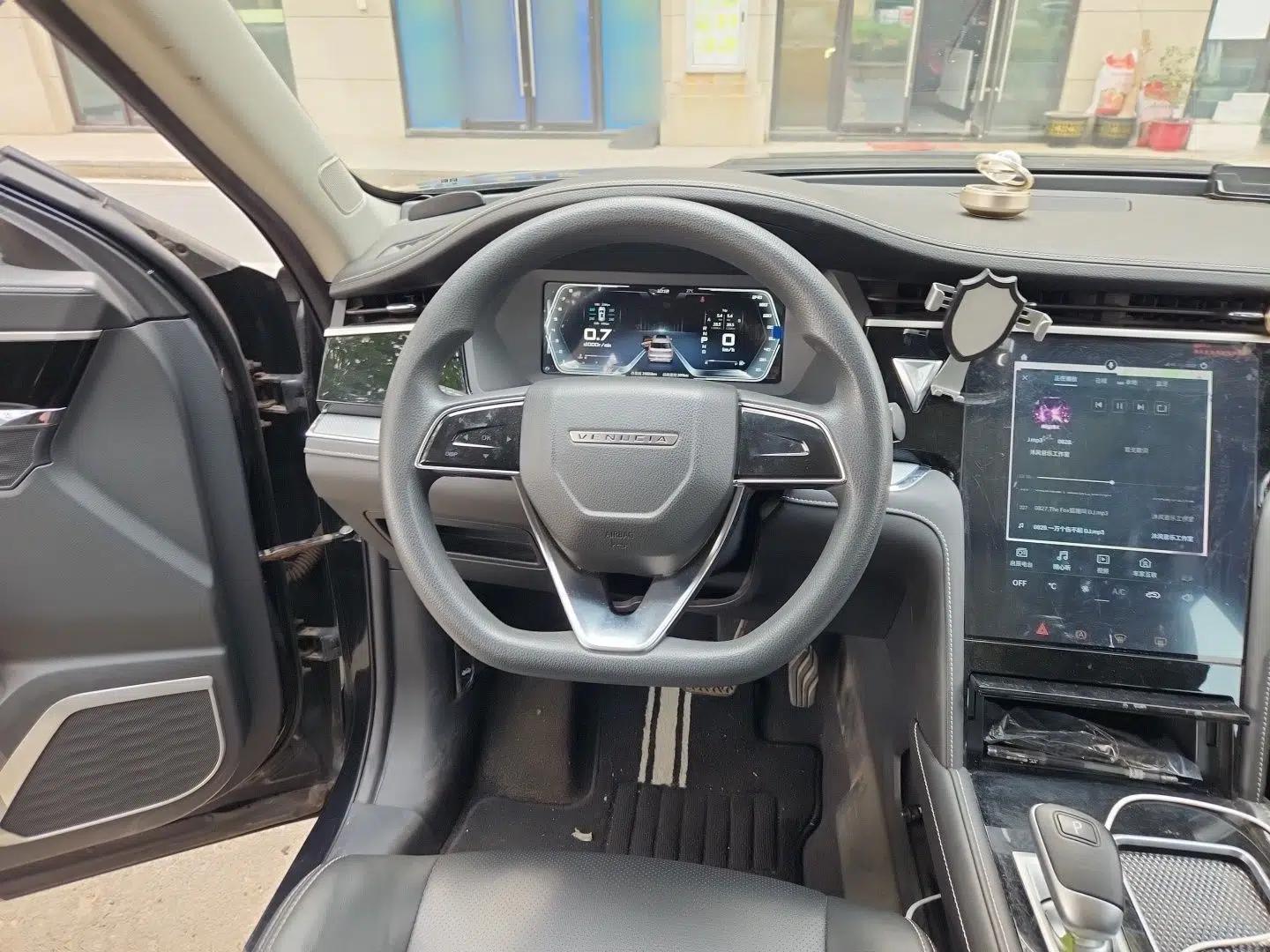 Venucia Star 2020 260T Automatic XingShang Edition — миниатюра 11