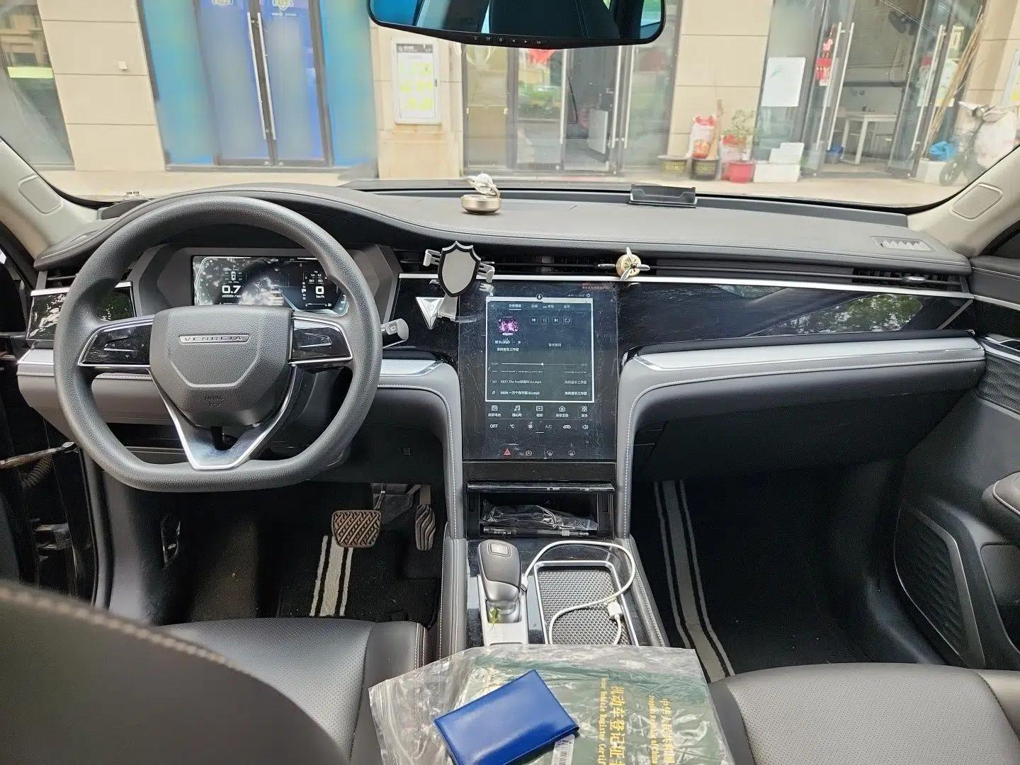 Venucia Star 2020 260T Automatic XingShang Edition — миниатюра 10