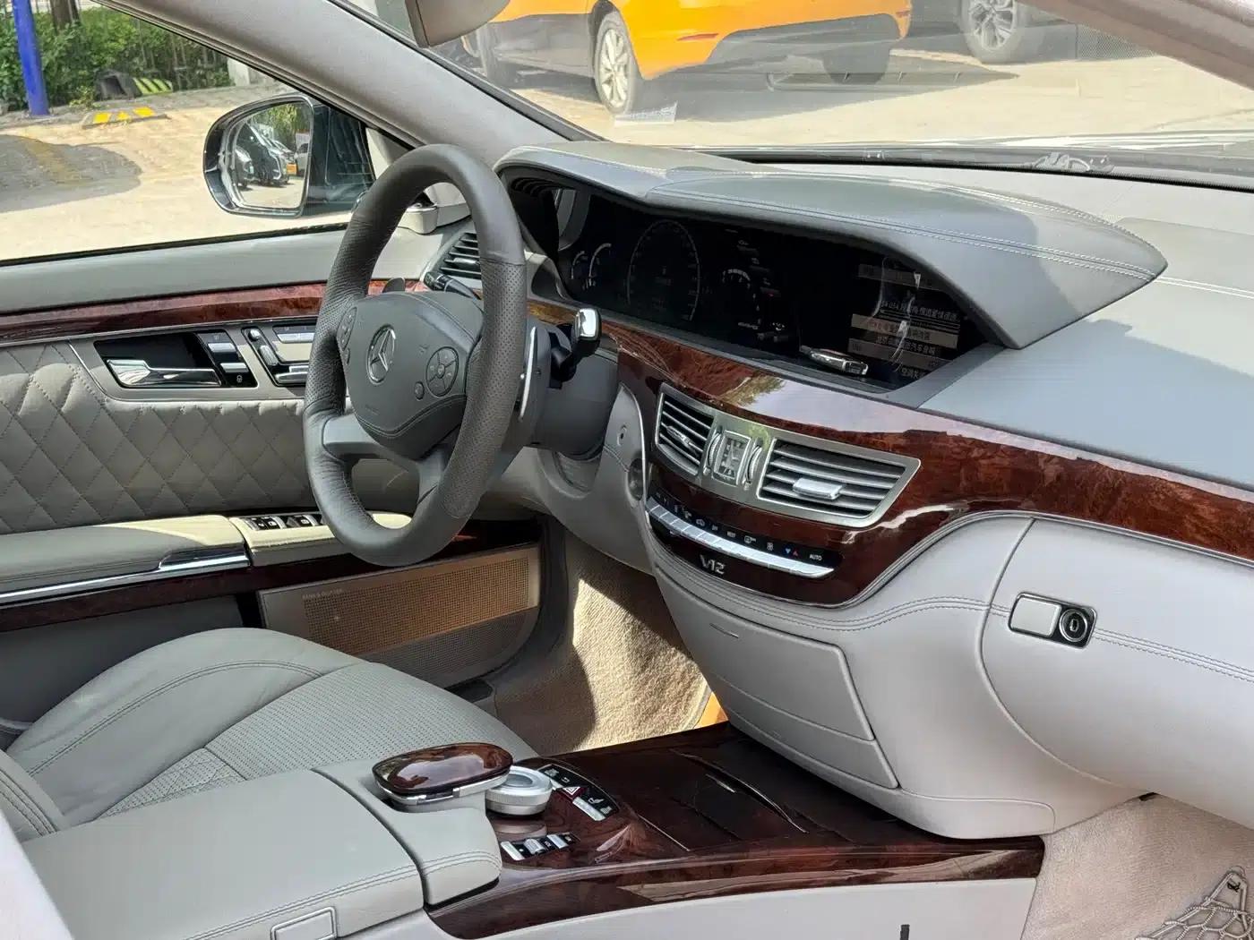 2010 Mercedes-Benz S-Class AMG S 65 — миниатюра 11