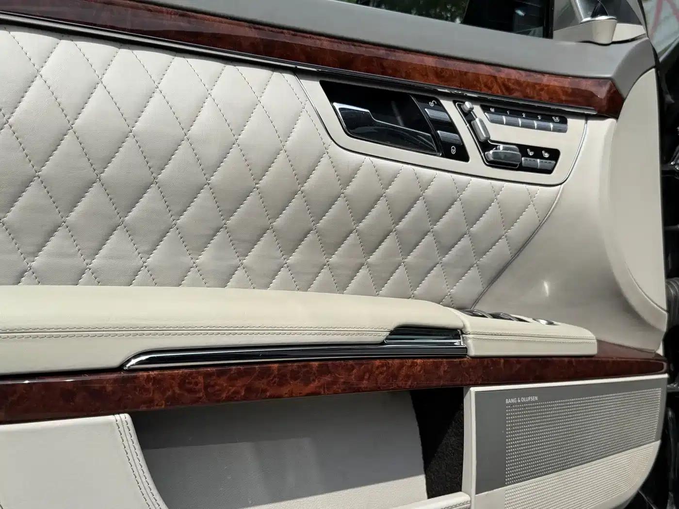 2010 Mercedes-Benz S-Class AMG S 65 — миниатюра 18