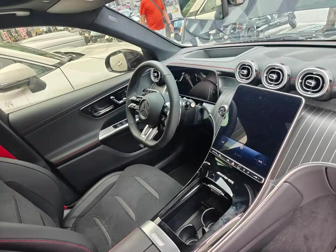 2026 Mercedes-Benz GLC AMG 43 4MATIC — миниатюра 4