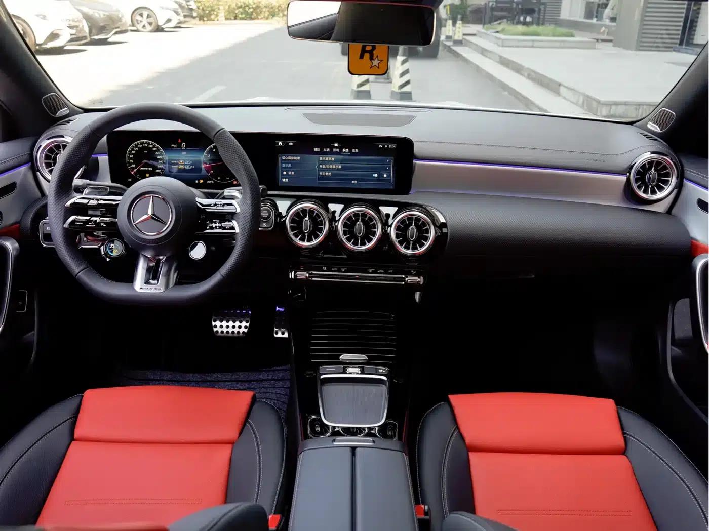 2026 Mercedes-Benz CLA AMG 35 4MATIC — миниатюра 14