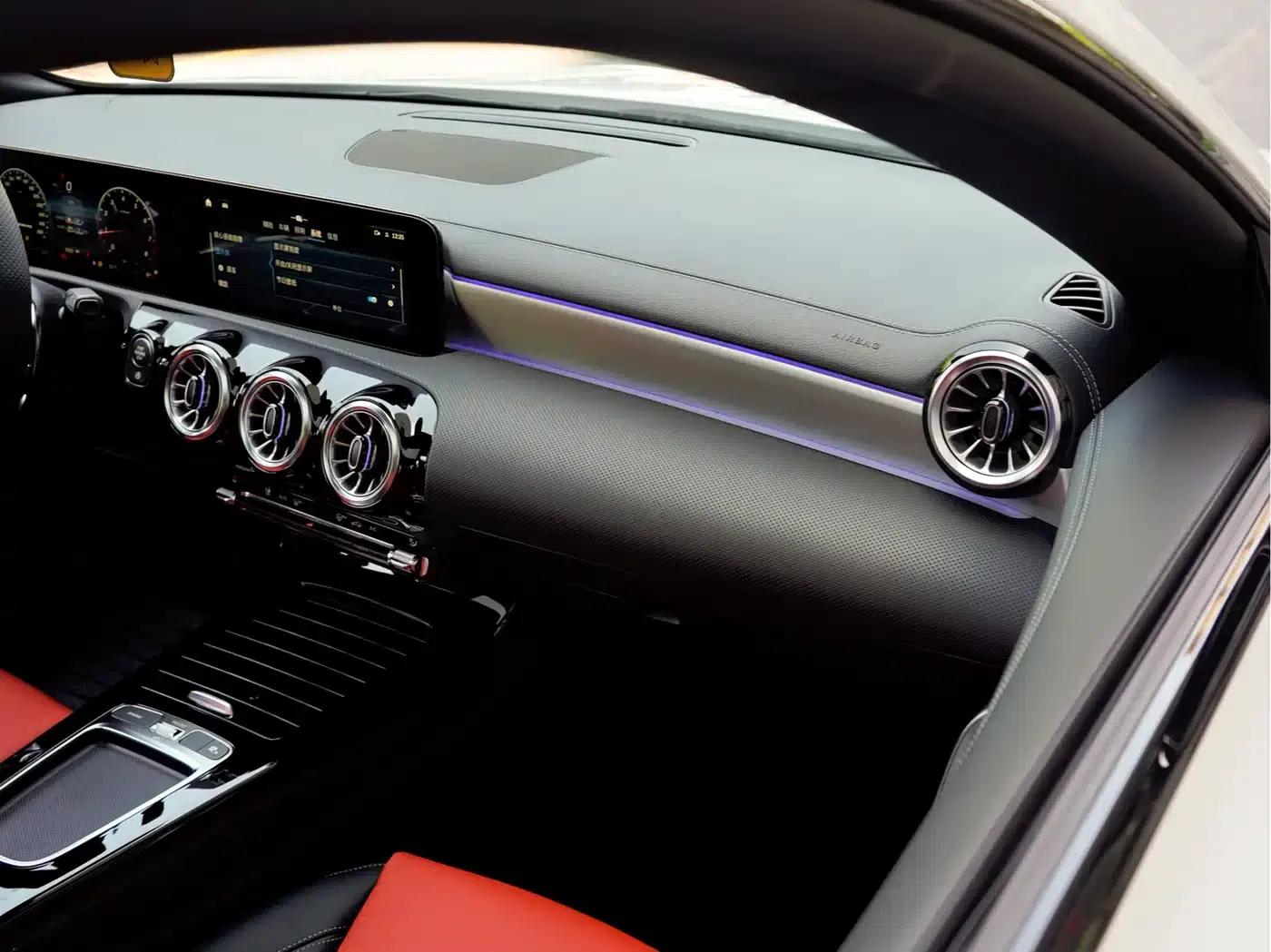 2026 Mercedes-Benz CLA AMG 35 4MATIC — миниатюра 19