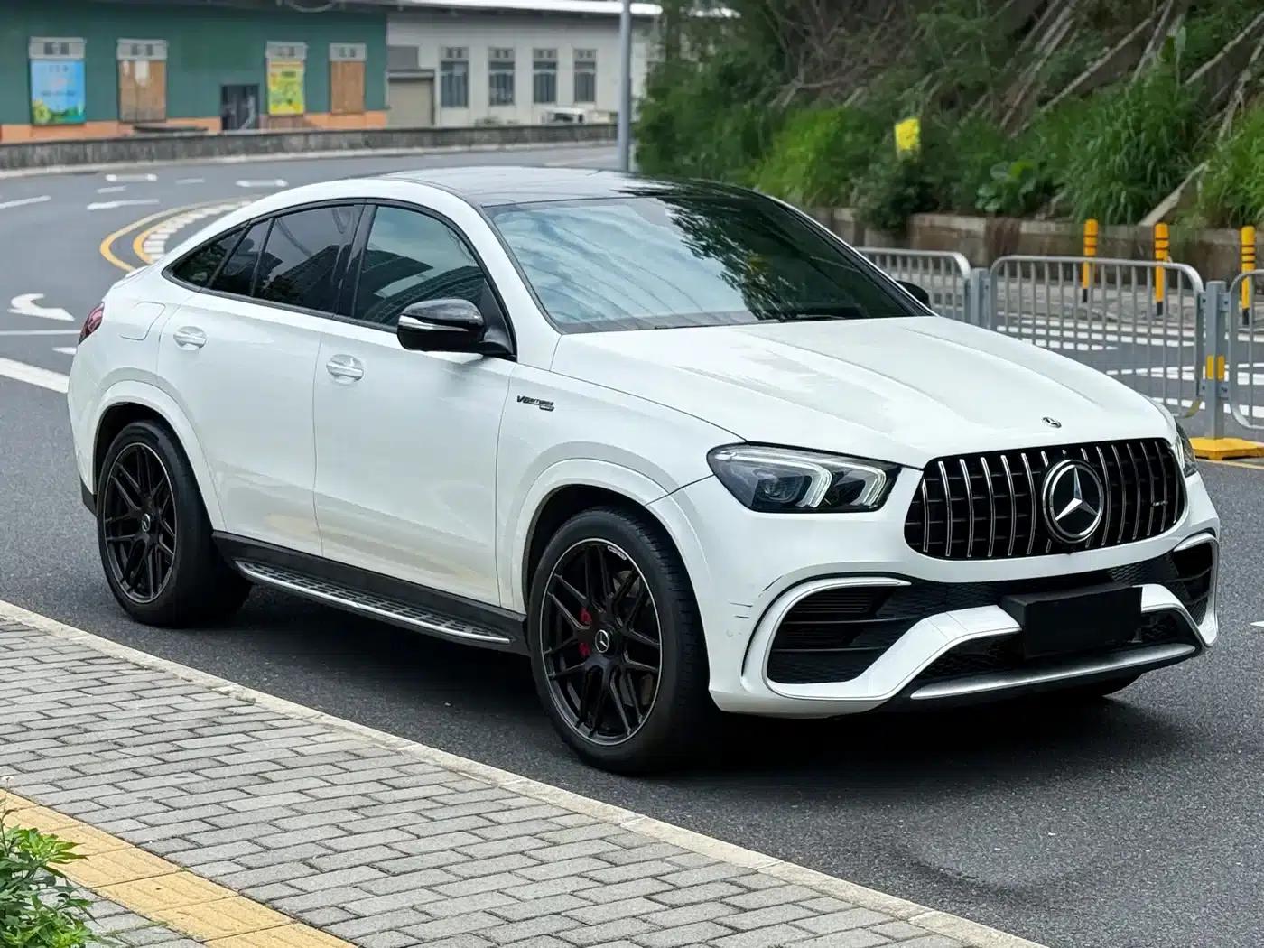 Mercedes-Benz GLE Coupe AMG 2020 Model AMG GLE 53 4MATIC+ Coupe SUV — миниатюра 4