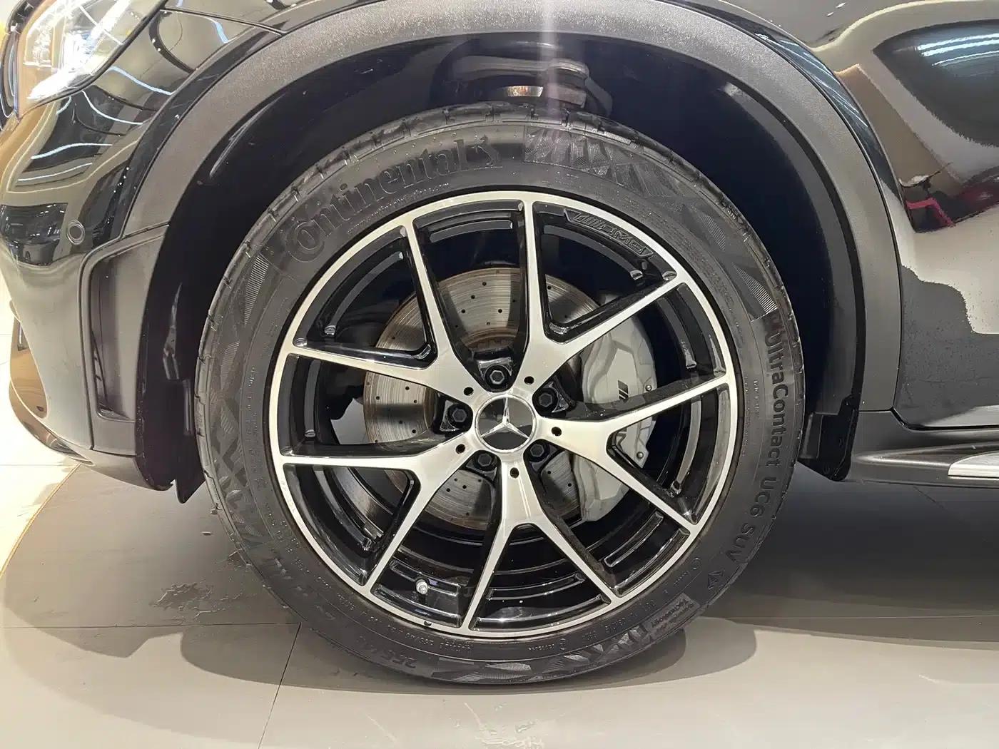 Mercedes-Benz GLC Coupe AMG 2022 AMG GLC 43 4MATIC Coupe SUV — миниатюра 15