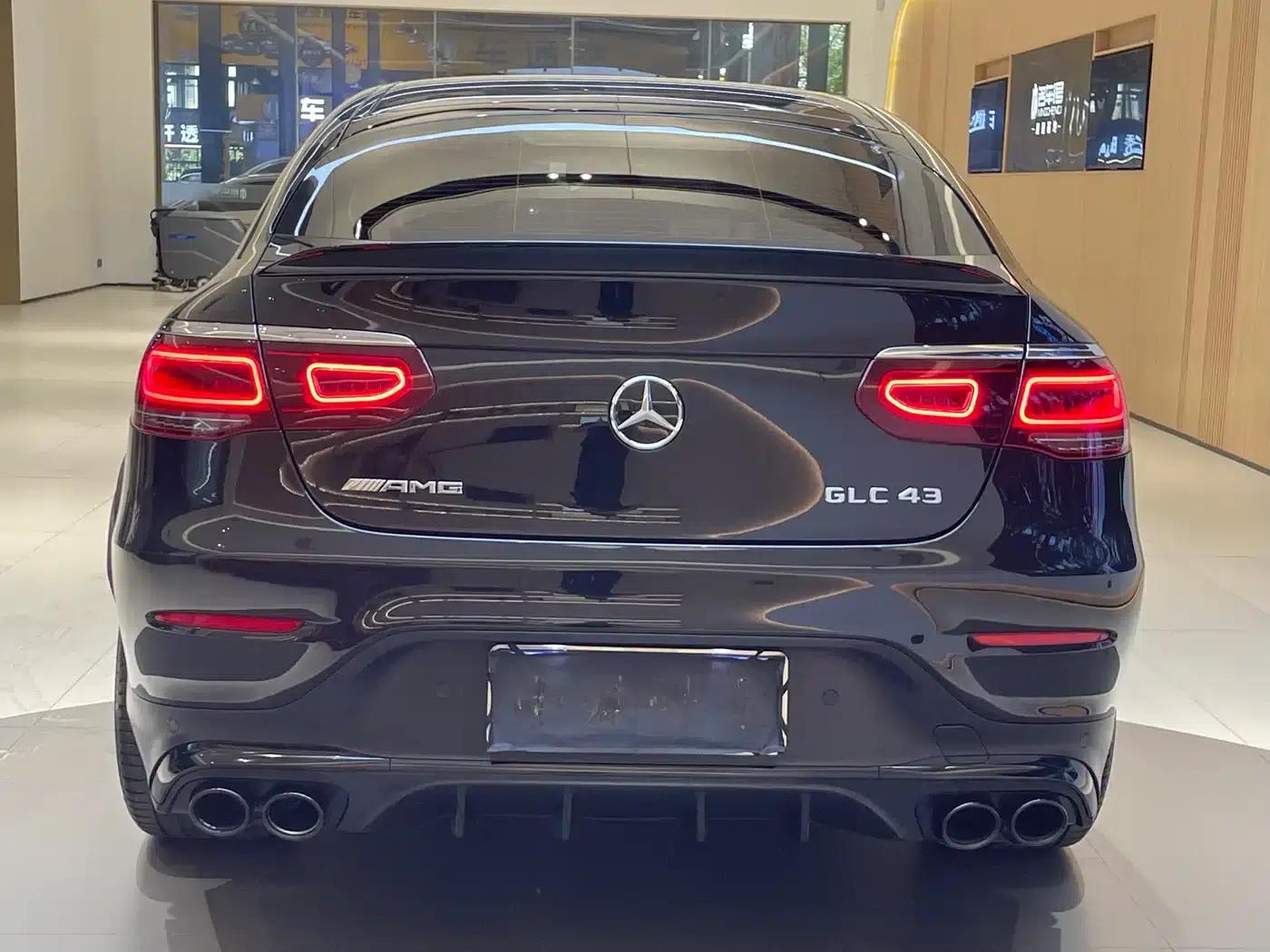 Mercedes-Benz GLC Coupe AMG 2022 AMG GLC 43 4MATIC Coupe SUV — миниатюра 25