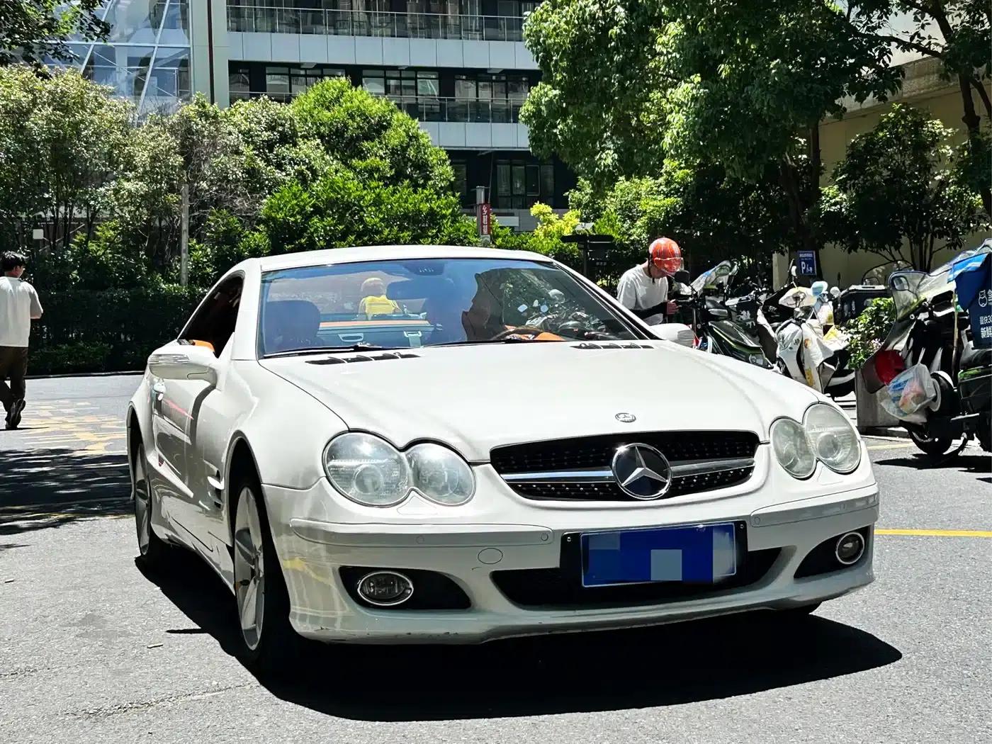 Mercedes-Benz SL-Class 2006 SL 350 — миниатюра 3