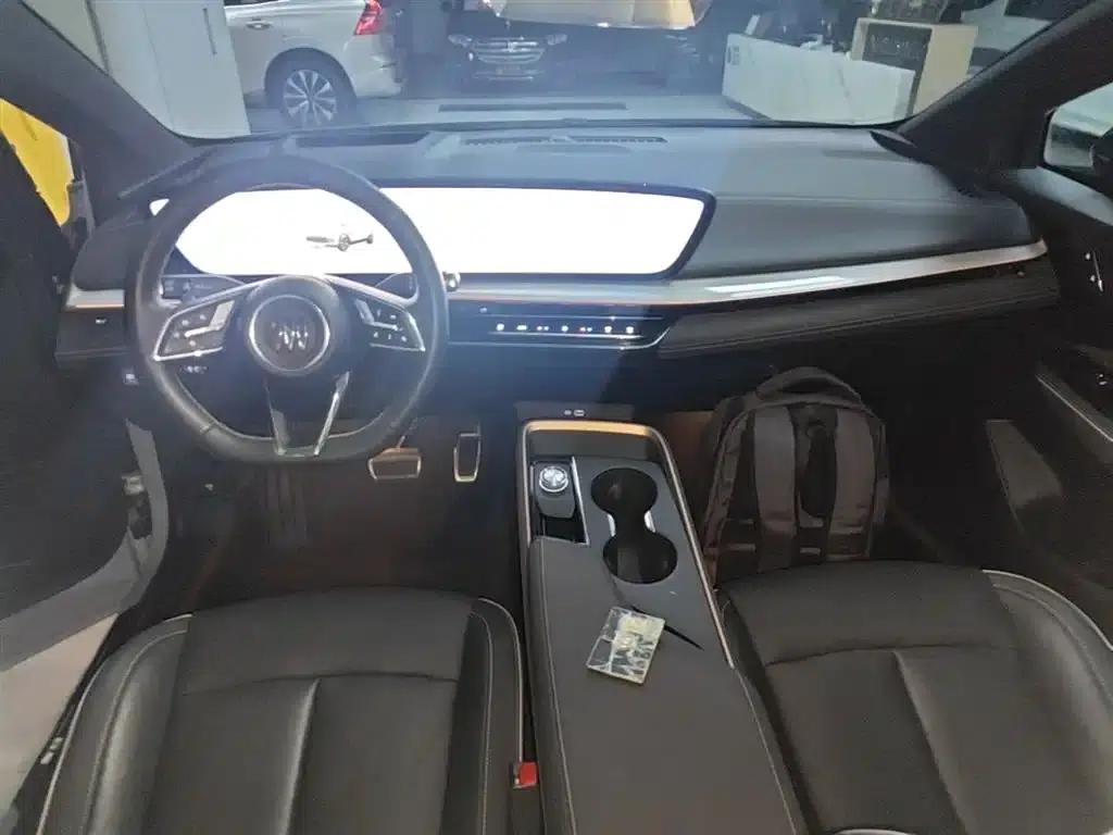 Buick E4 2023 GS Edition — миниатюра 10