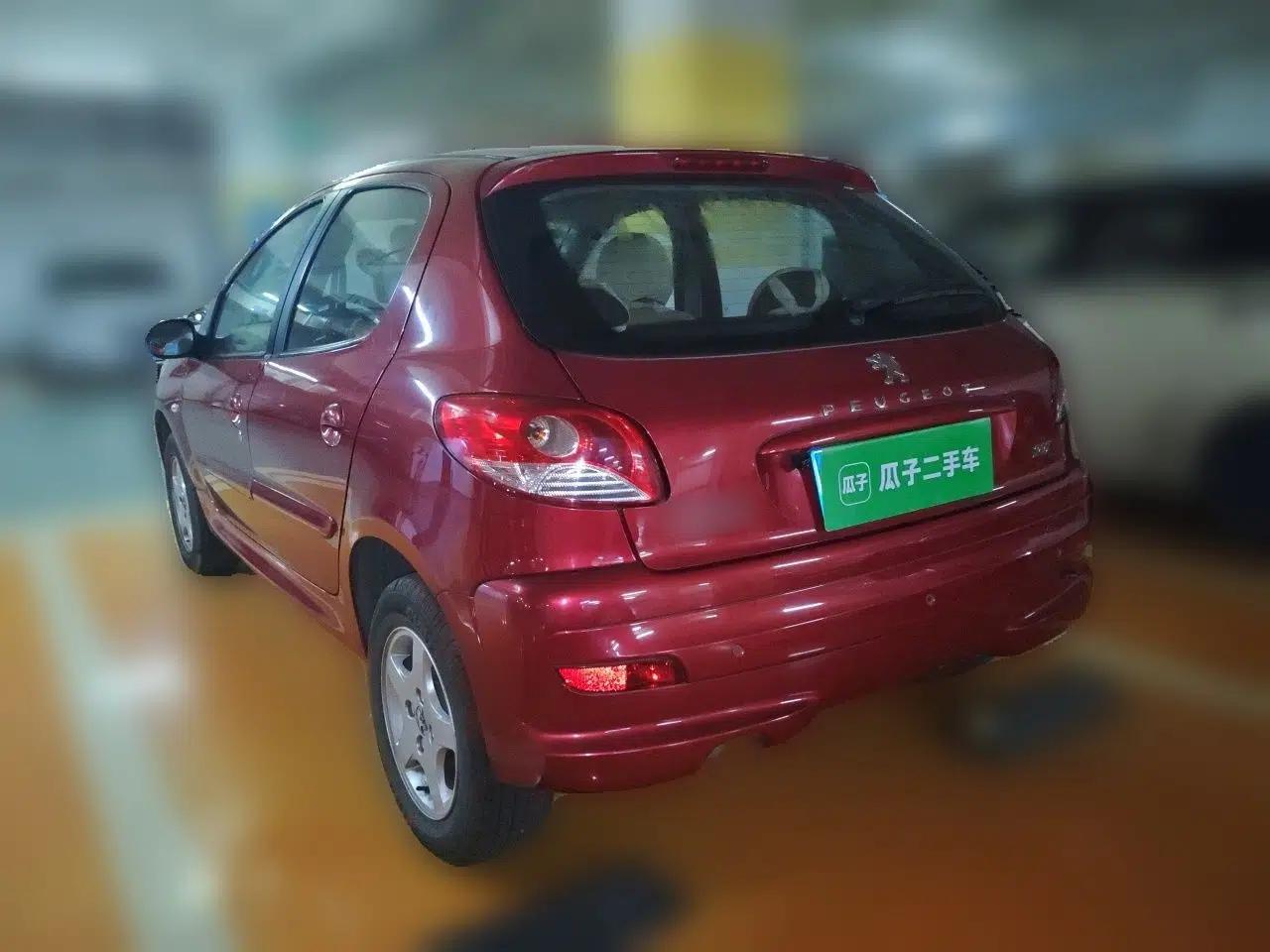Peugeot 207 2011 Hatchback 1.4L Manual Yule Edition — миниатюра 4