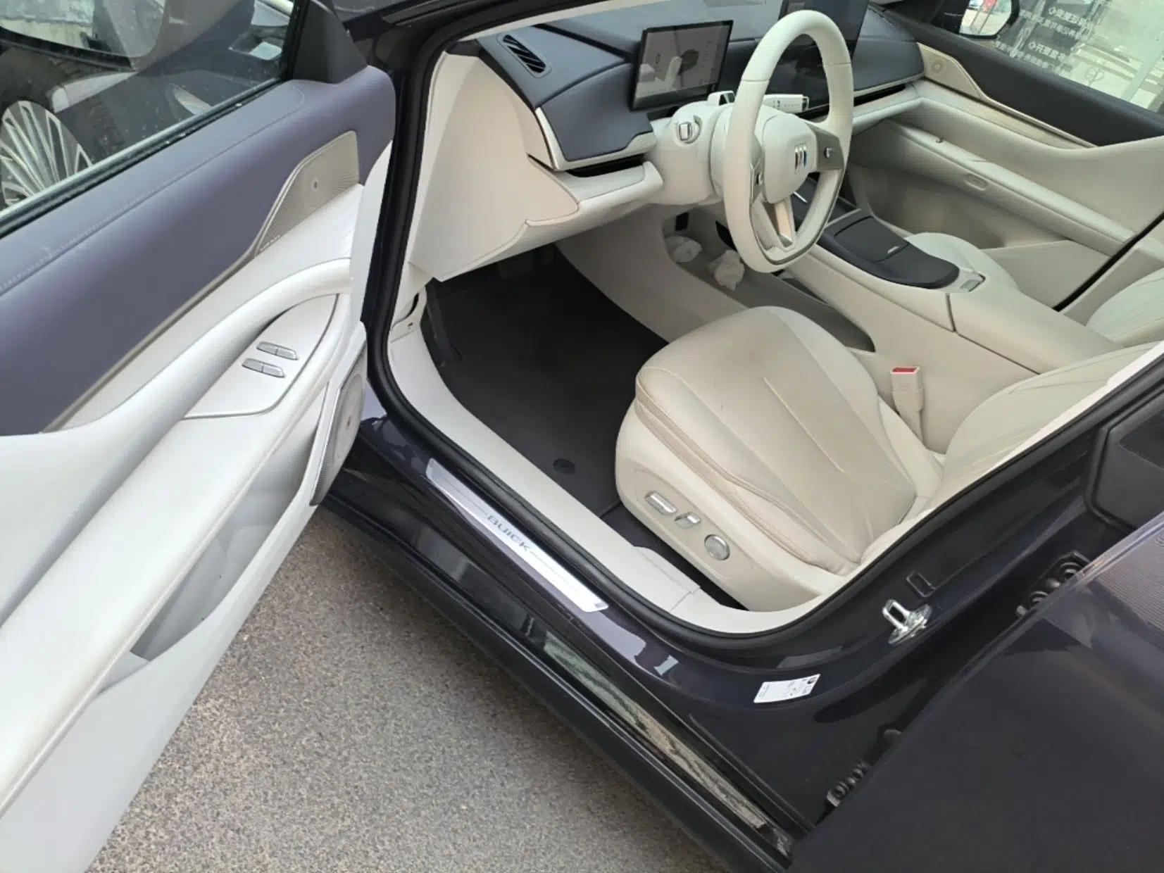 Buick L7 2025 Model Aivia — миниатюра 19