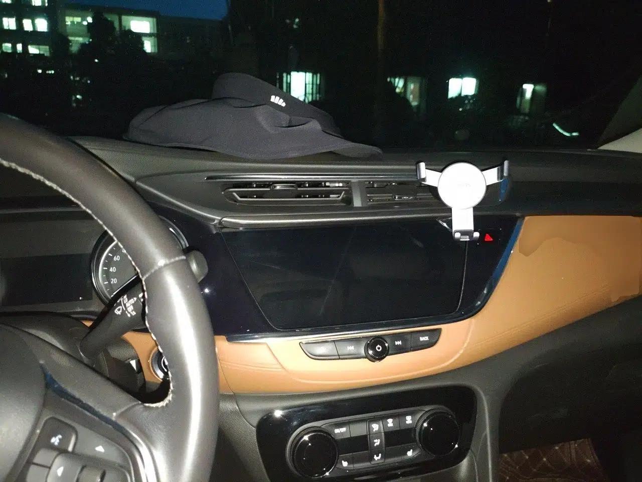 Buick Encore GX 2020 20T CVT Two-Wheel Drive Flagship Version — миниатюра 10