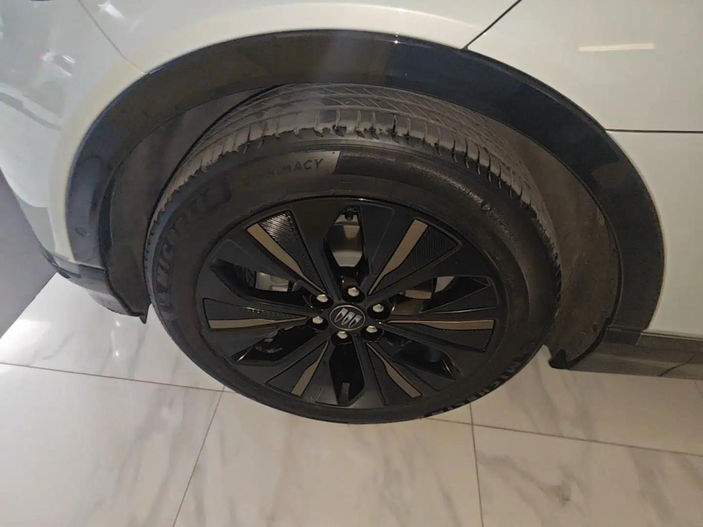 Buick E4 2023 GS Edition — миниатюра 8