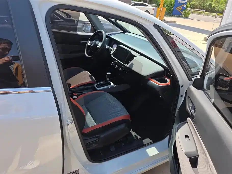 LIFE 2023 1.5L CVT SPORT Edition — миниатюра 8