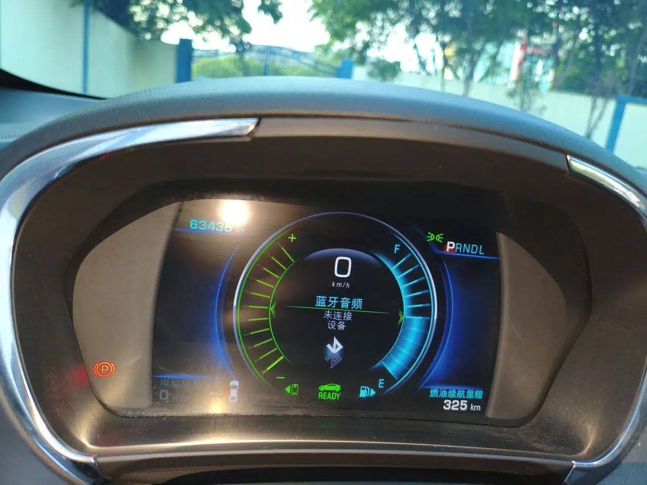 Buick VELITE 5 2017 Urban Extended-Range Model — миниатюра 13