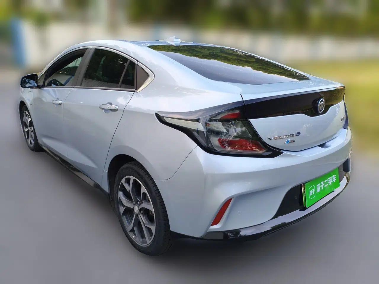 Buick VELITE 5 2017 Urban Extended-Range Model — миниатюра 4