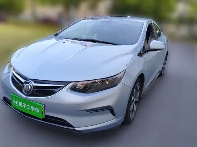Buick VELITE 5 2017 Urban Extended-Range Model
