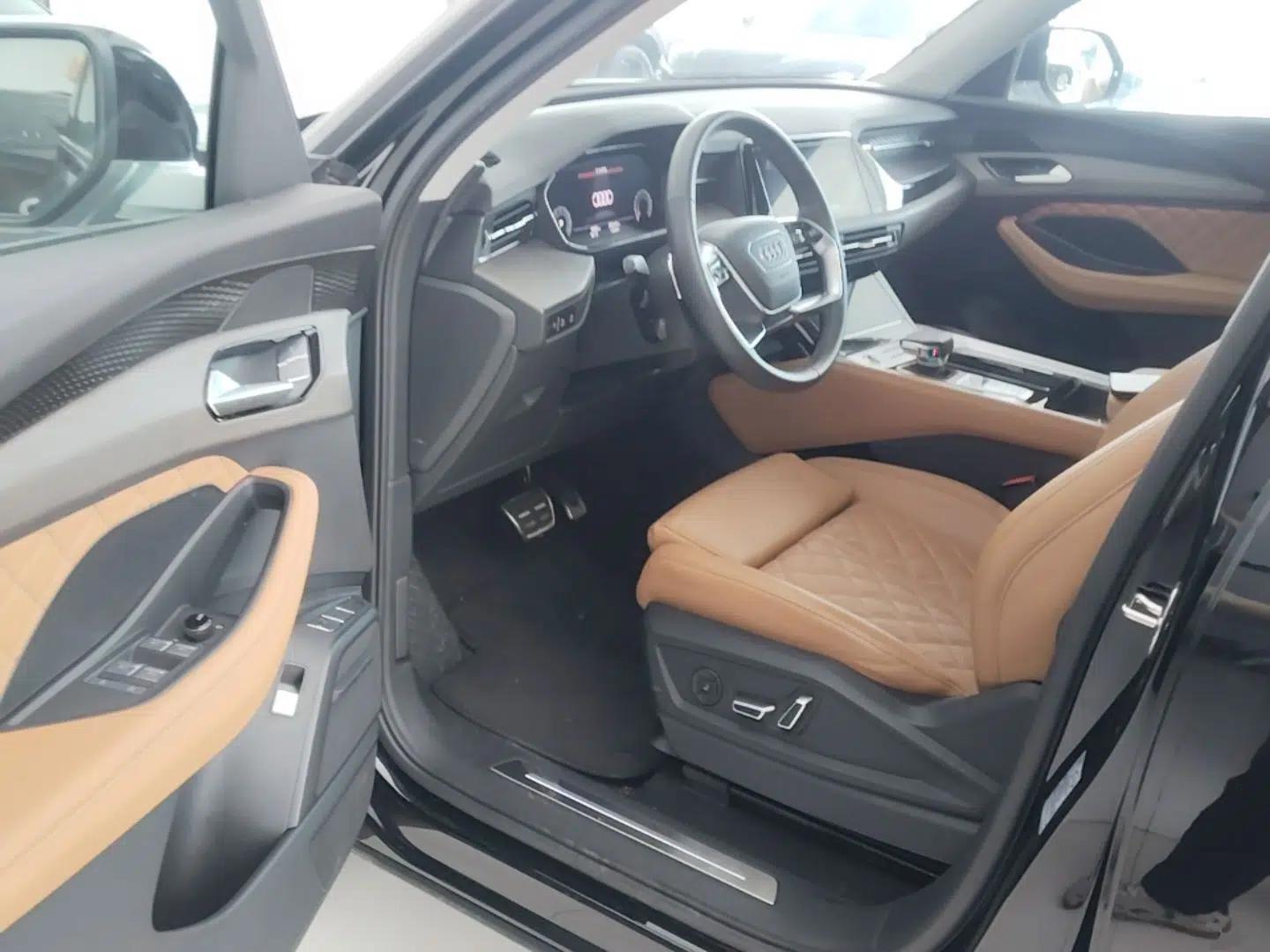 Audi Q6 2024 45 TFSI quattro Qiyun Edition Yulin Package 6 seats — миниатюра 19