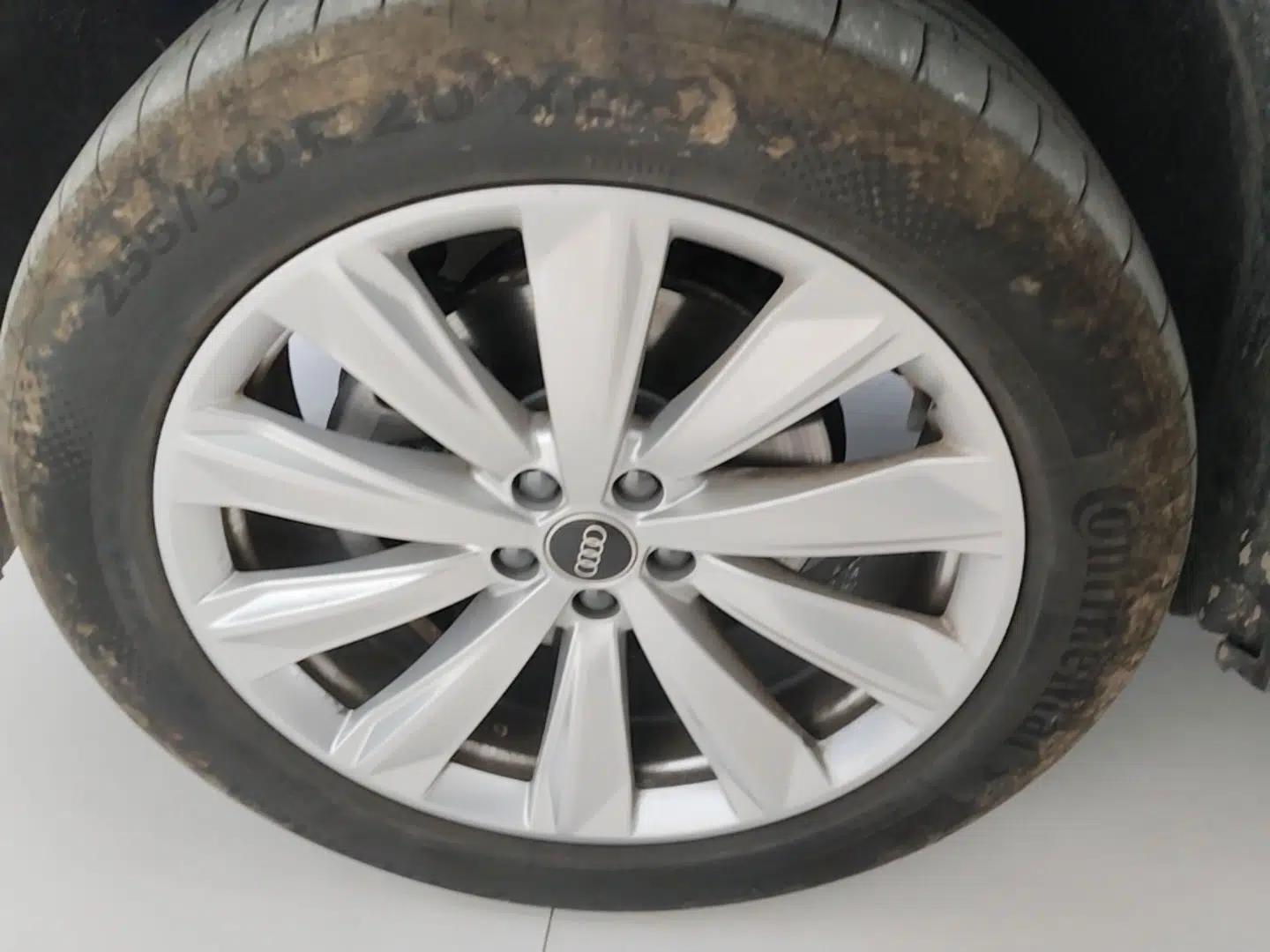 Audi Q6 2024 45 TFSI quattro Qiyun Edition Yulin Package 6 seats — миниатюра 8