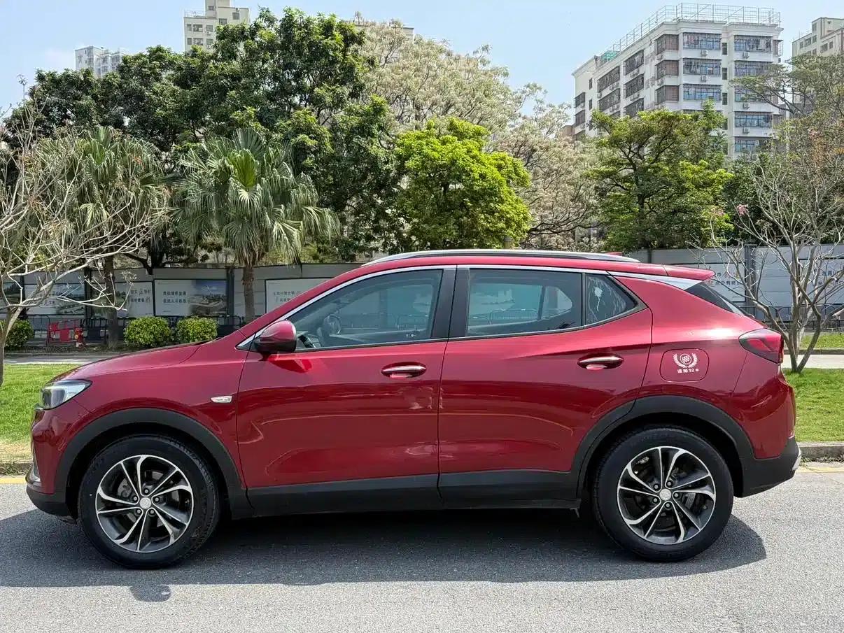 Encore GX 2020 20T CVT 2WD Luxury — миниатюра 3
