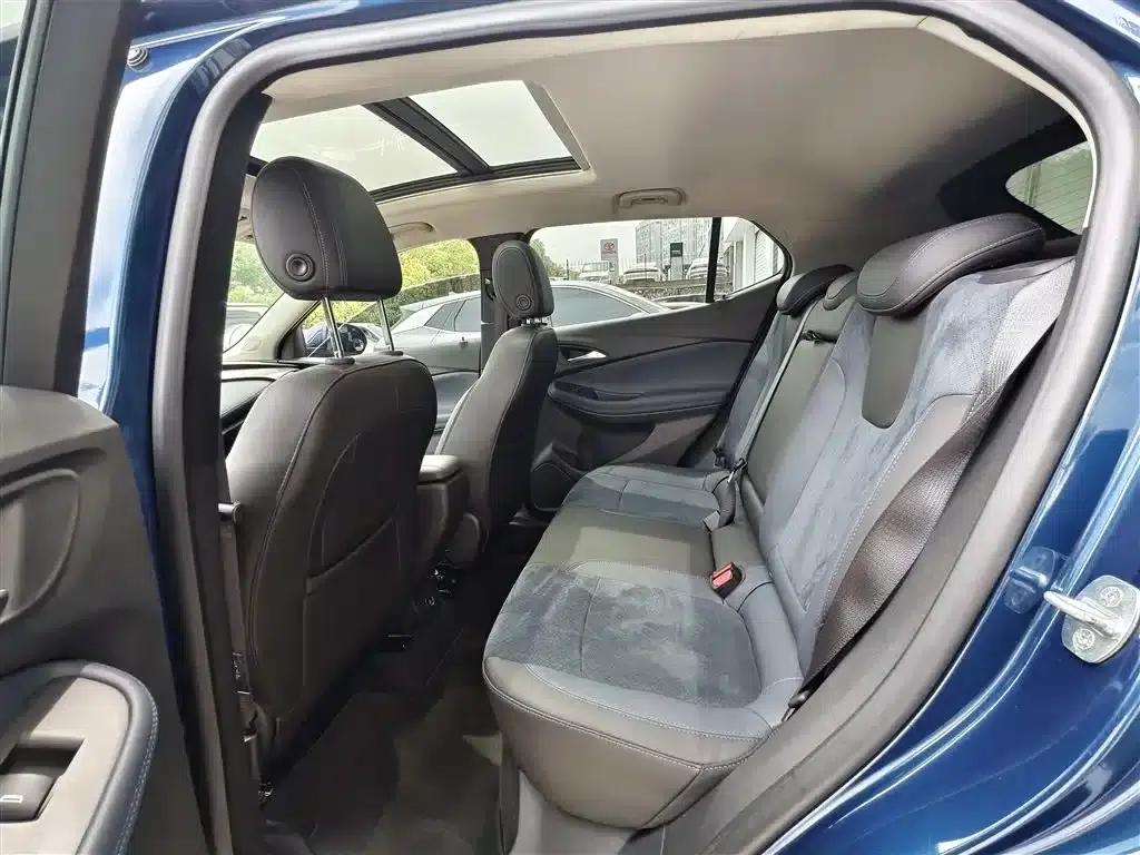 Encore GX 2022 332T CVT 2WD Luxury — миниатюра 5