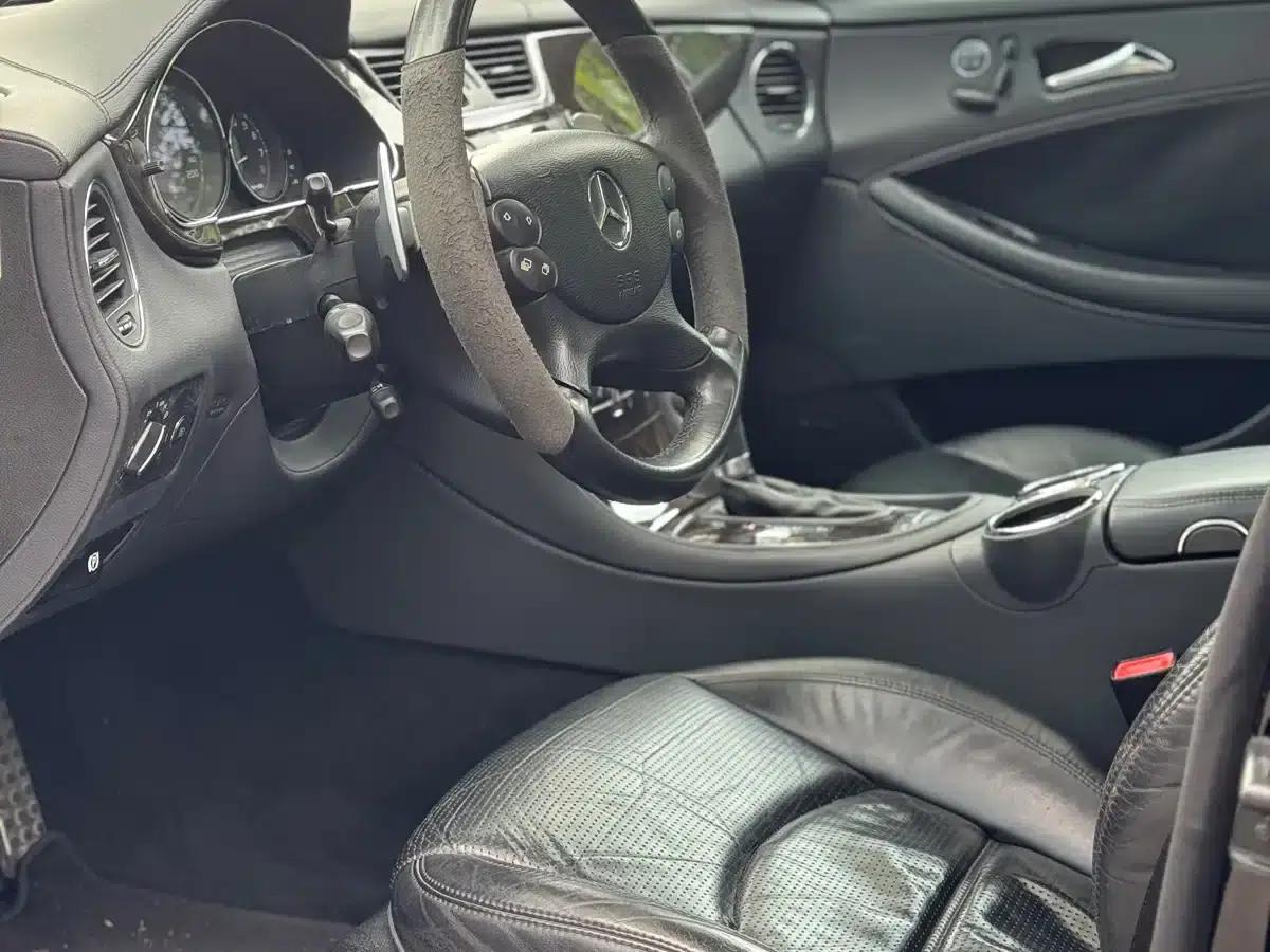 2008 Mercedes-Benz CLS AMG 63 — миниатюра 11