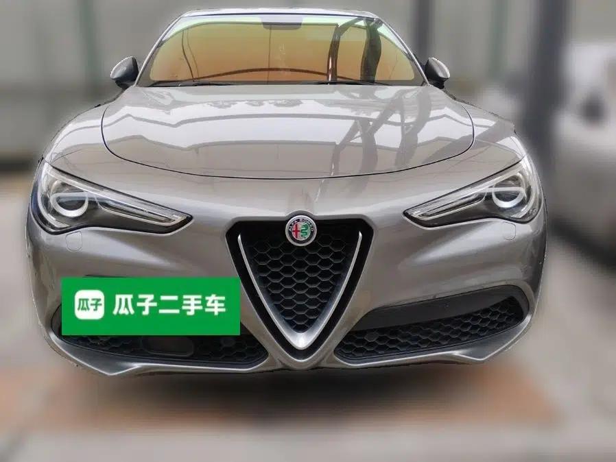 Alfa Romeo Stelvio 2017 2.0T 200HP Elite Edition — миниатюра 2