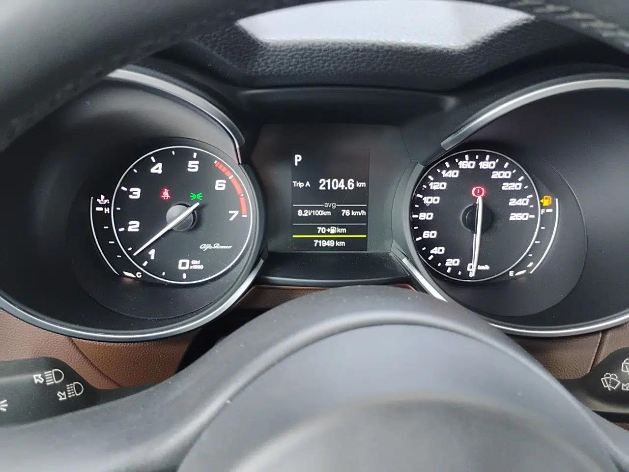 Alfa Romeo Stelvio 2017 2.0T 200HP Elite Edition — миниатюра 12