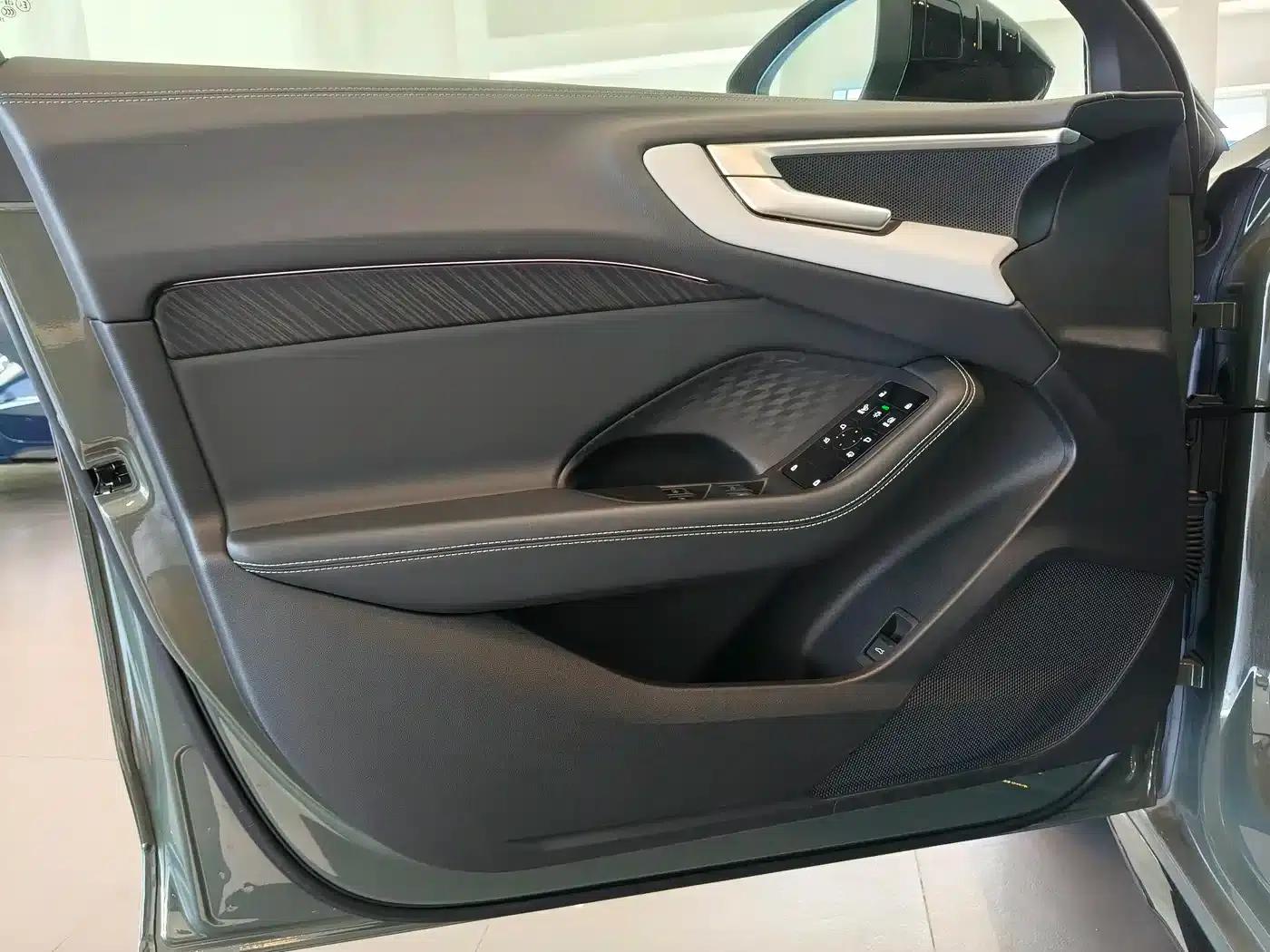 Audi A5L 2026 2.0T Sport Edition — миниатюра 8