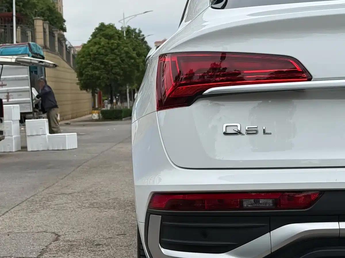 Audi Q5L Sportback 2021 40 TFSI Luxury — миниатюра 8