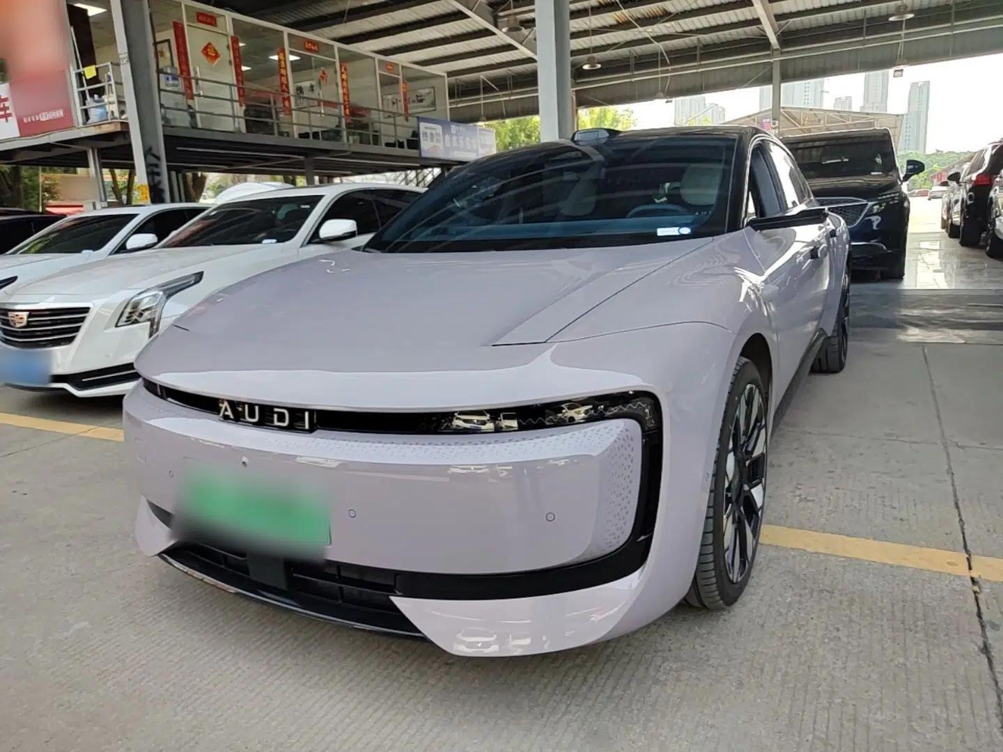 Audi E5 Sportback 2026 Flagship Quattro Model — миниатюра 1