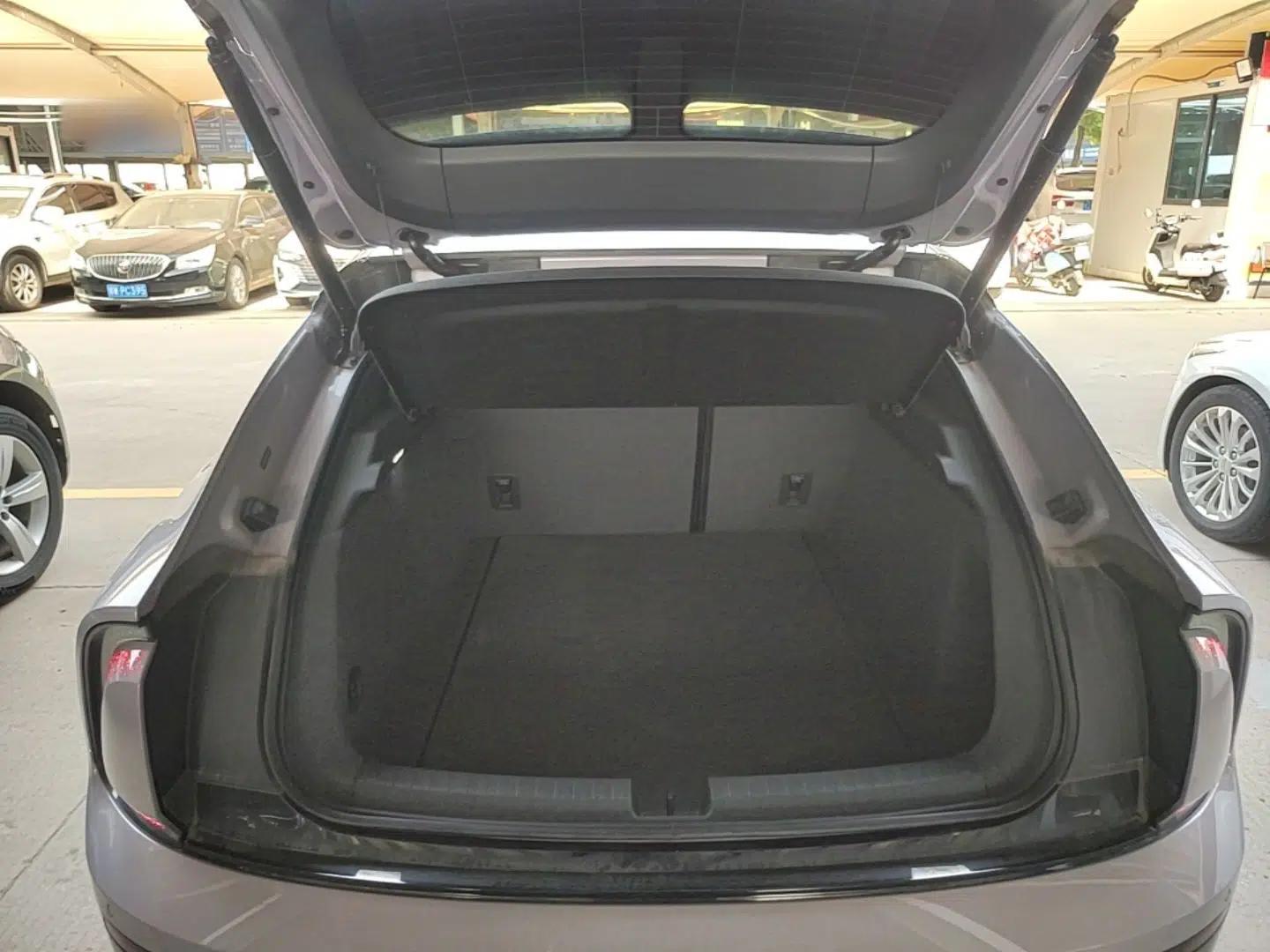 Audi E5 Sportback 2026 Flagship Quattro Model — миниатюра 21