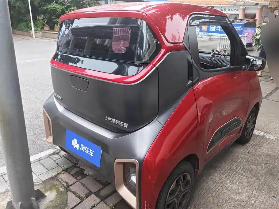 Baojun E200 2018 Smart Edition — миниатюра 3