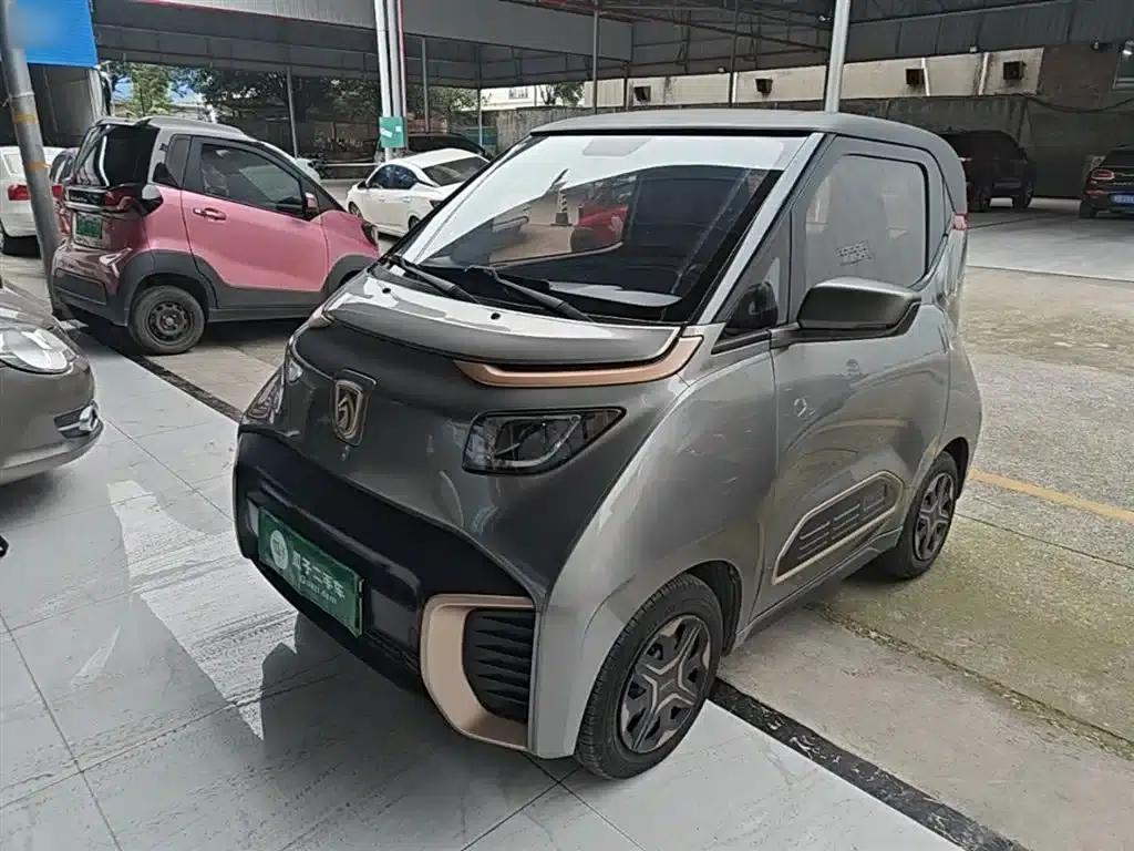 Baojun E200 2020 Model 305KM Smart Edition — миниатюра 2