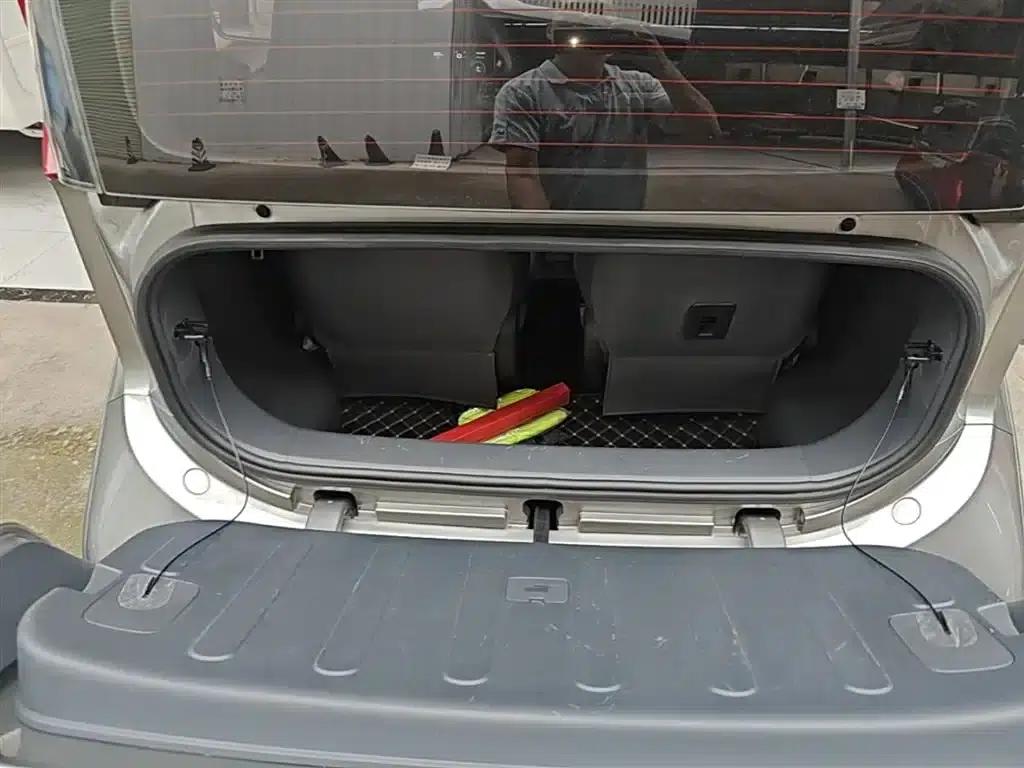 Baojun E200 2020 Model 305KM Smart Edition — миниатюра 19