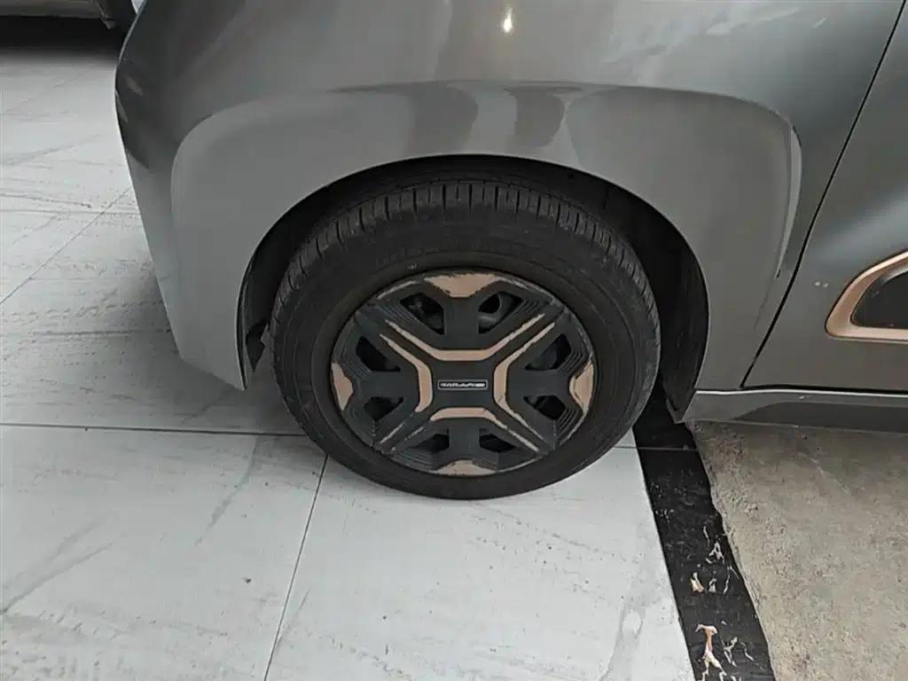 Baojun E200 2020 Model 305KM Smart Edition — миниатюра 23