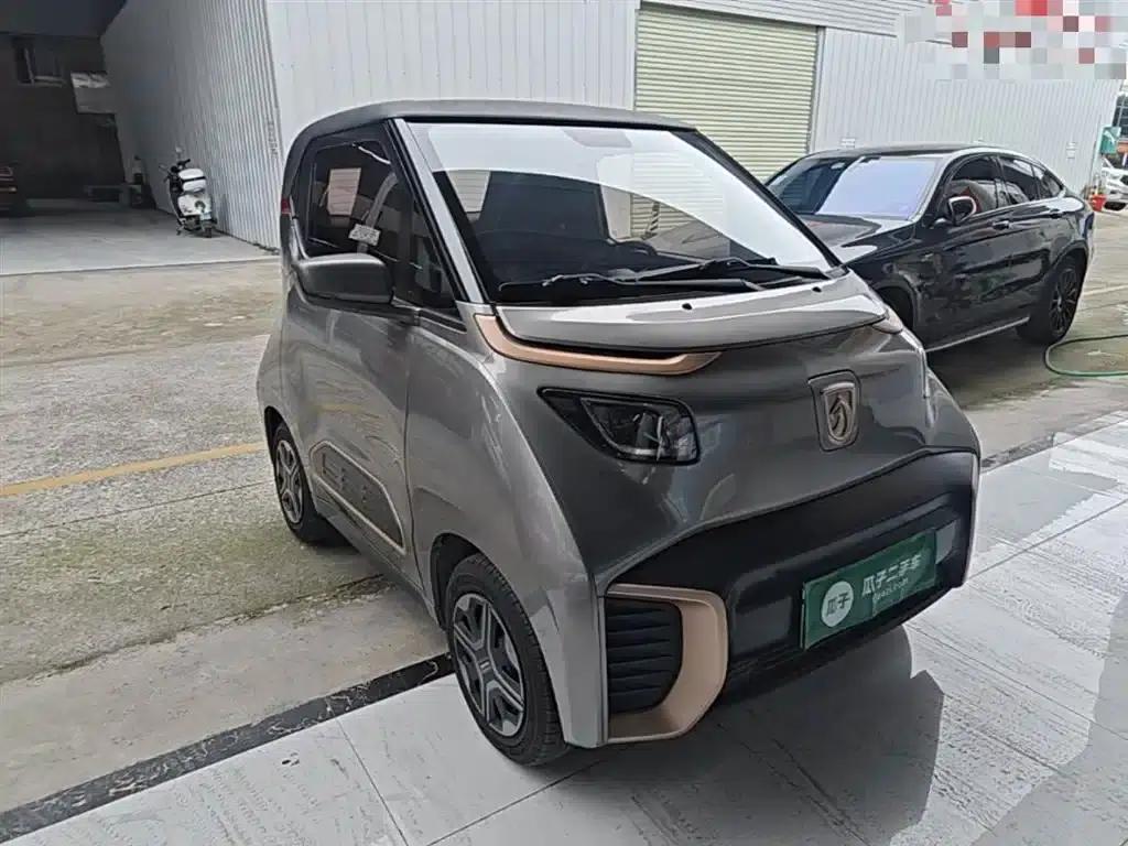 Baojun E200 2020 Model 305KM Smart Edition — миниатюра 4