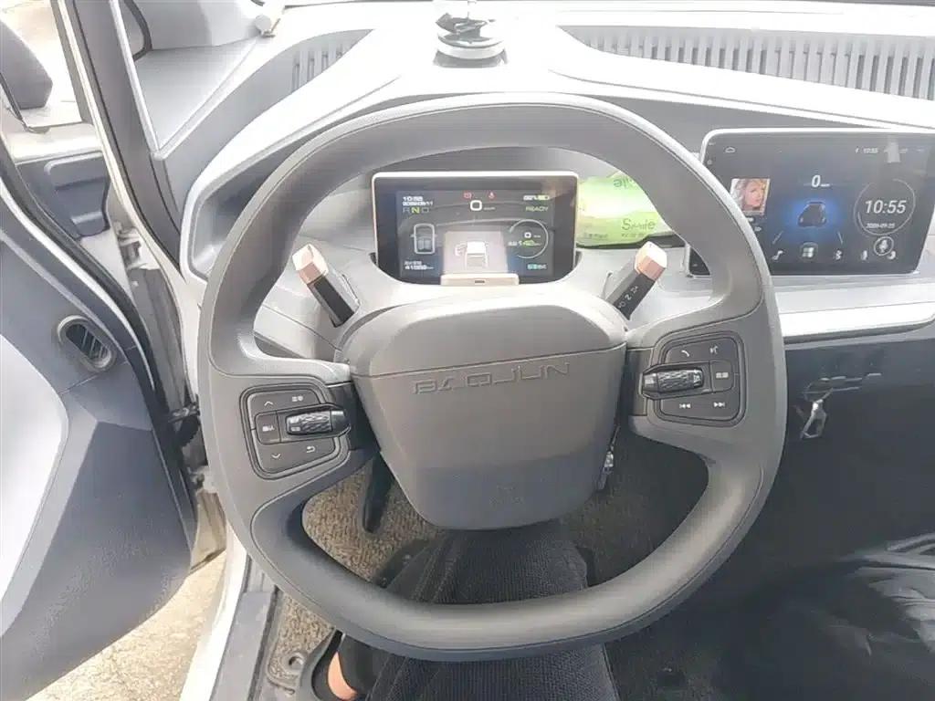 Baojun E200 2018 Smart Edition — миниатюра 11