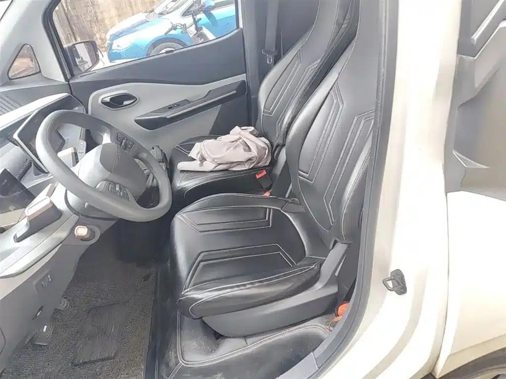 Baojun E200 2018 Smart Edition — миниатюра 15