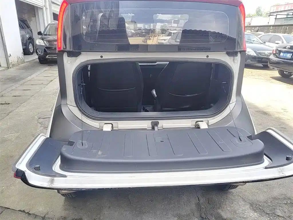 Baojun E200 2018 Smart Edition — миниатюра 19