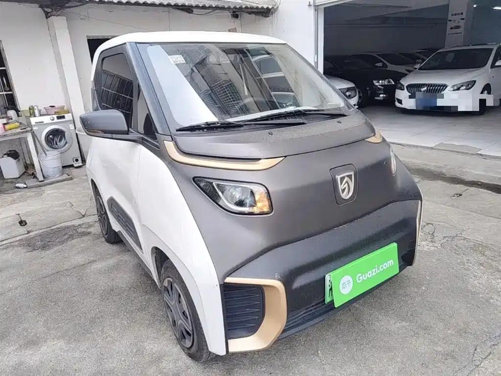 Baojun E200 2018 Smart Edition — миниатюра 4