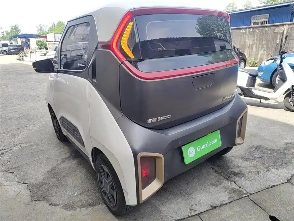 Baojun E200 2018 Smart Edition — миниатюра 5