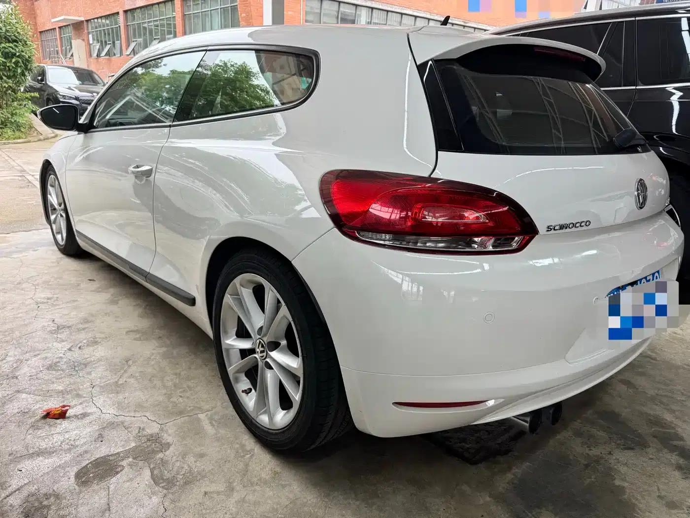 Scirocco 2013 2.0TSI Million Mileage Edition — миниатюра 14