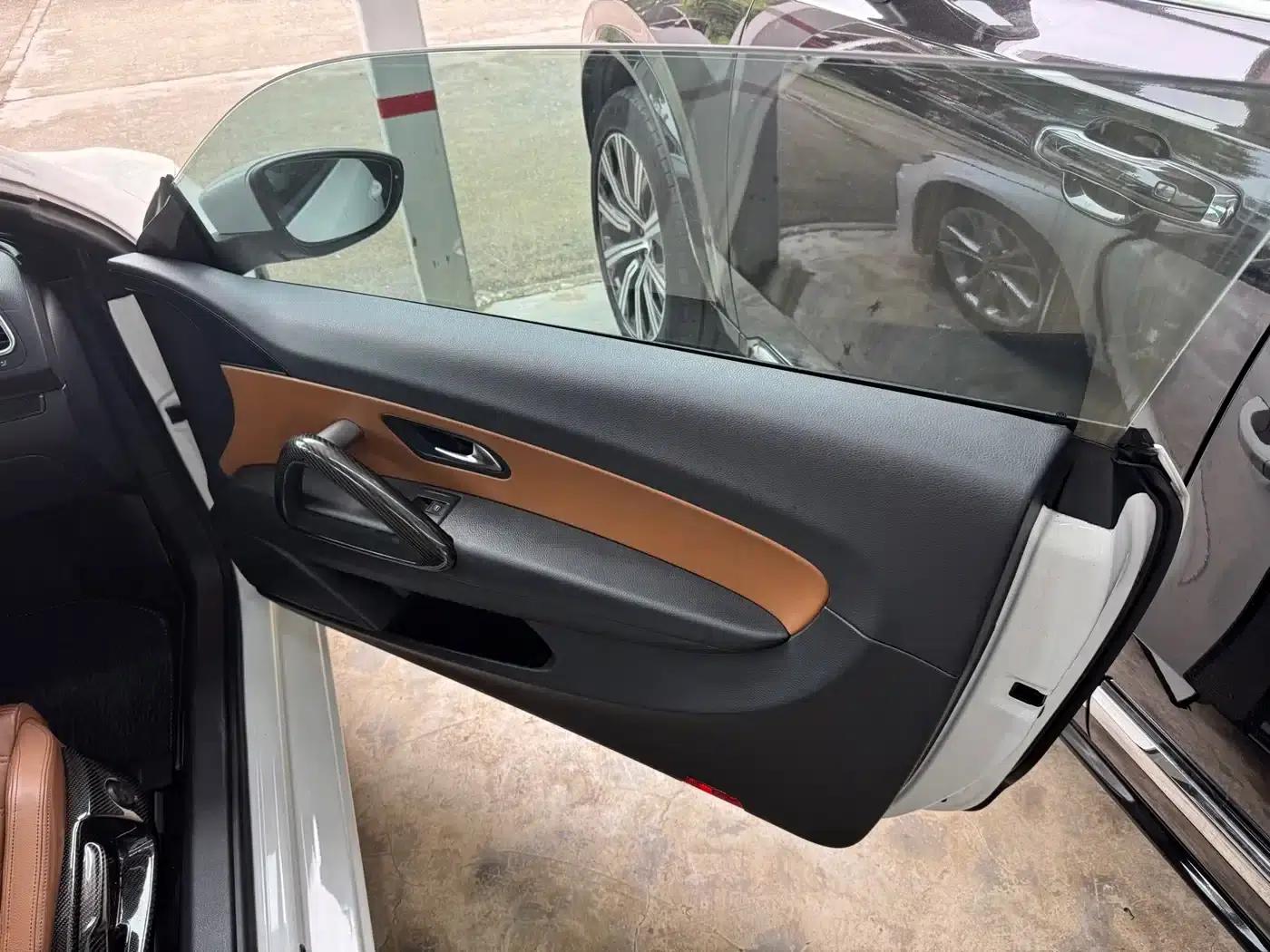 Scirocco 2013 2.0TSI Million Mileage Edition — миниатюра 10