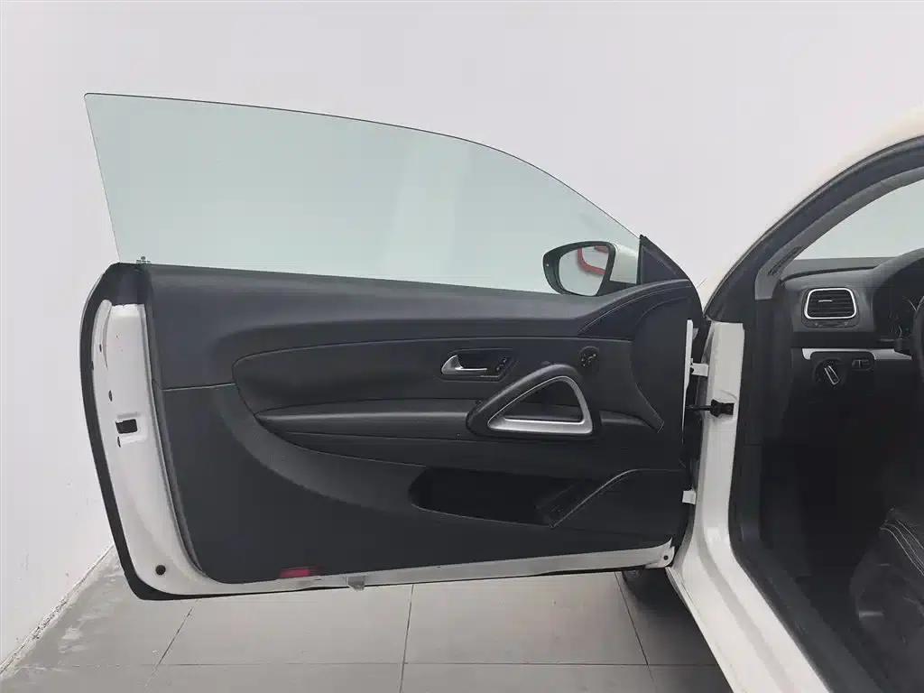 Scirocco 2011 1.4TSI Single-Turbocharged Fashion Edition — миниатюра 8